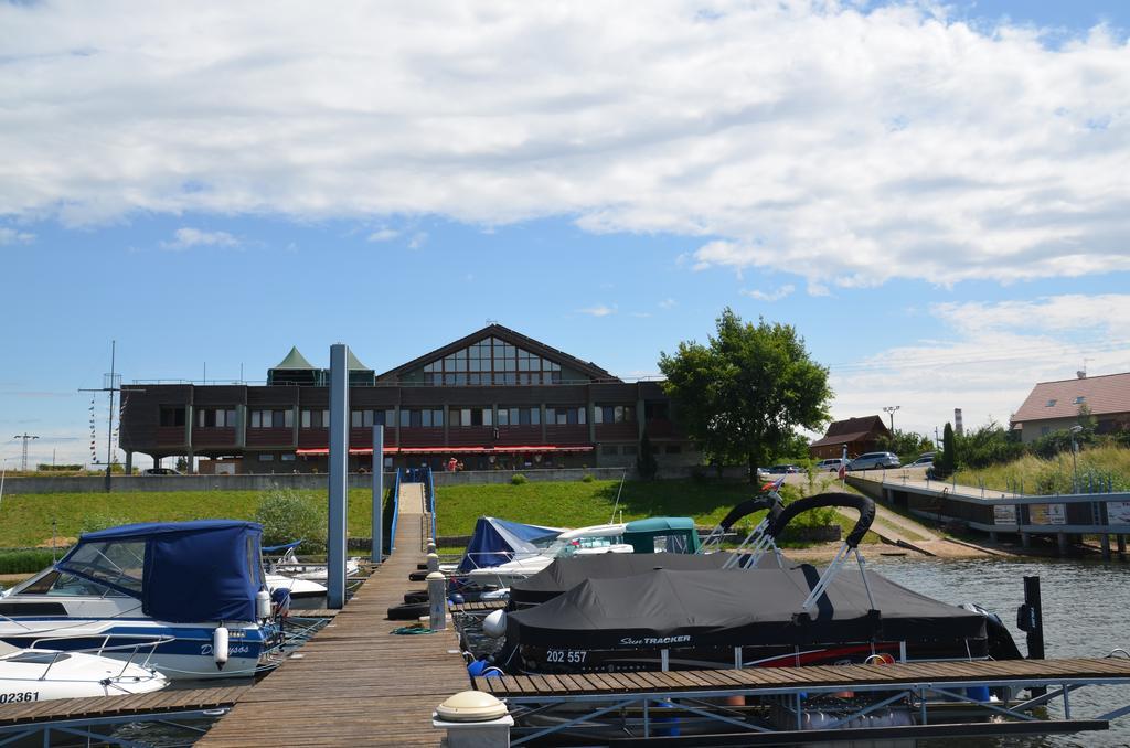 Resort Marina Labe Lovosice Bagian luar foto