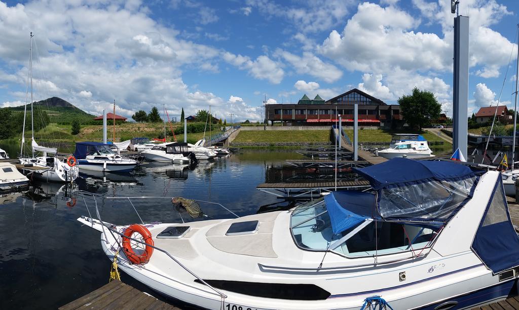 Resort Marina Labe Lovosice Bagian luar foto